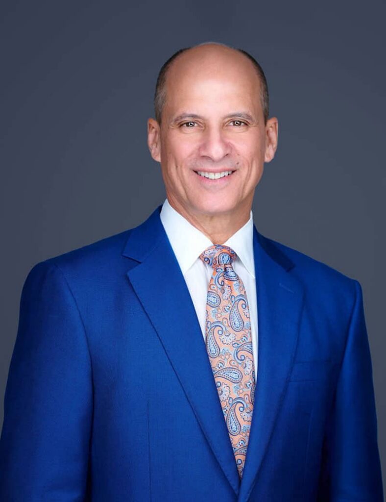 Mediator Rafael J. Roca