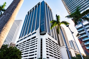 One Biscayne Tower at 2 Biscayne Blvd.